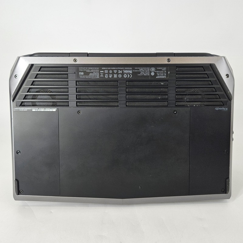 Dell Alienware 15 R2 FHD i7-6700HQ 2.60GHz 16GB 128GB SSD/1TB HDD GTX 965M gallery
