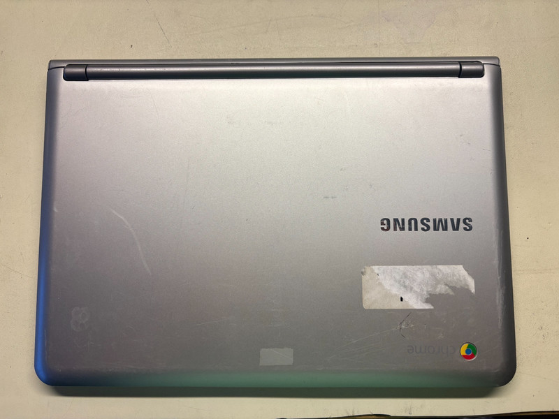Lot of 4 Samsung Chromebook XE30C12 11.6 Laptop For Parts. No Power/LCD/Bezel gallery
