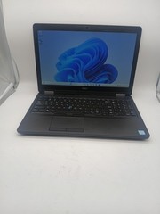 Dell Precision 3510 15.6″ Intel Xeon E3-1505M V5 @2.80GHz 32GBRAM 512GB SSD