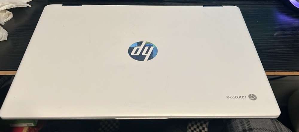 HP Chromebook Convertible Touchscreen Laptop Silver/White Wi-Fi Bluetooth Webcam