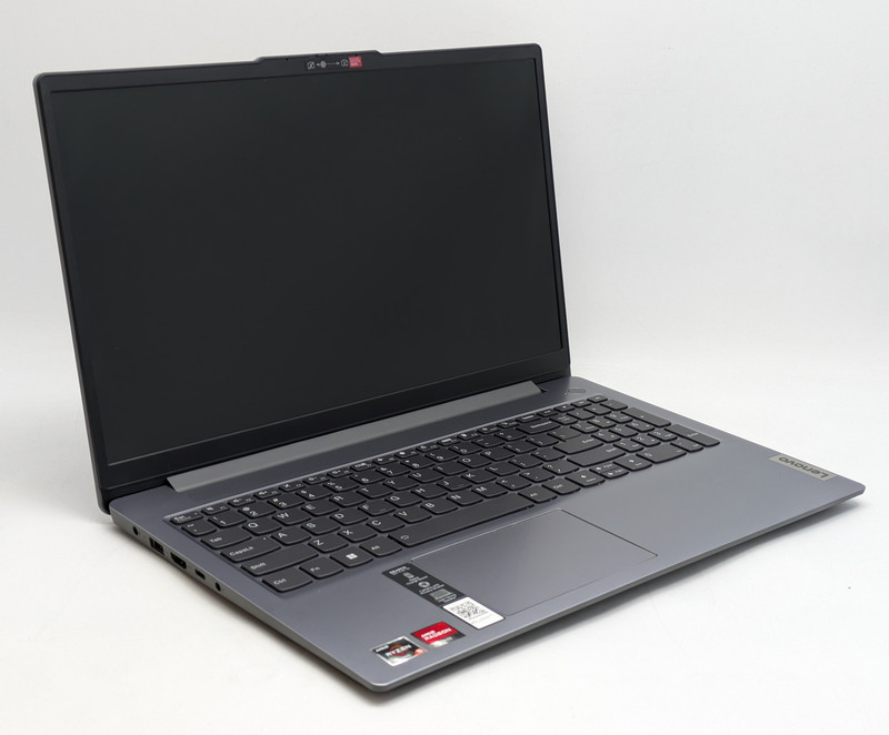 Lenovo IdeaPad Slim 3 15ABR8 15.6" Ryzen 5 5625U 16GB DDR4 512GB SSD Windows 11H gallery