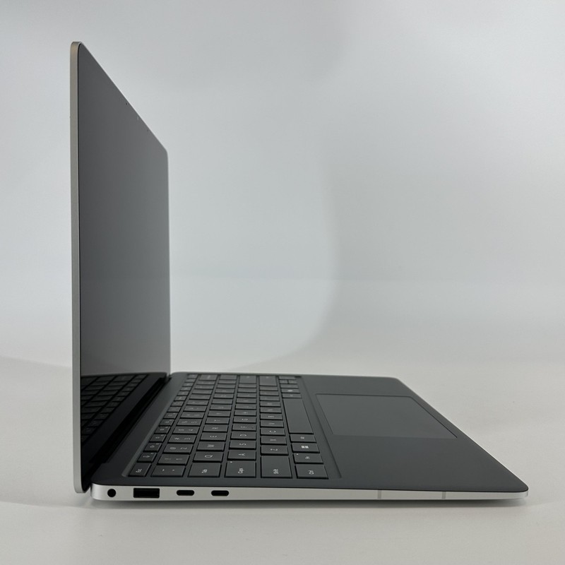 Microsoft Surface Laptop 7 5G 13.8 2K TOUCH 2.1 GHz Ultra 5 236V 16GB 256GB SSD gallery