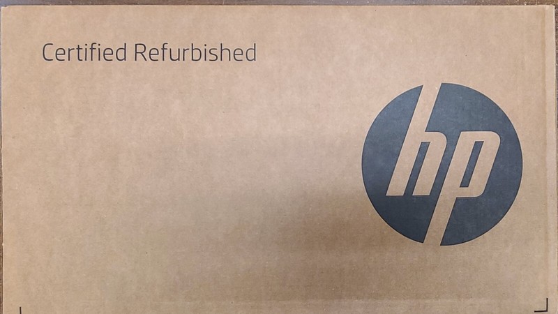 HP OmniBook 5 14" OLED Touchscreen Snapdragon X Plus X1P-42-100 16GB 512GB SSD gallery