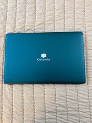 Gateway GWTN156-9BL 15.6″ FHD i5-1135G7 2.4GHz Intel Iris Xe Graphics 16GB RAM