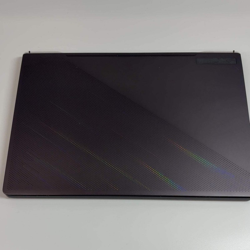 Asus ROG Zephyrus G15 Ryzen 9 5900HS 2.1GHz 16GB RAM GeForce RTX 3060 gallery