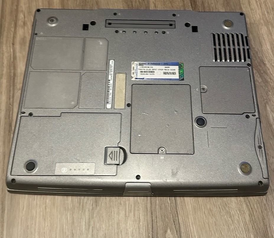 Dell Latitude D600 XP Laptop 2GB RAM Pentium M 1.6GHz 60GB HDD VGA Serial gallery