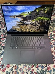Dell XPS 15 9570 i7-8750H 32GB 1tb SSD 4kUHD Touchscreen Nvidia GeForce 1050 Ti