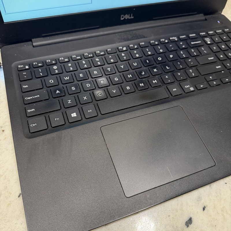 Dell Latitude 3590 i5-8250U 1.6GHz No RAM/No HDD Tested To Bios Boot gallery