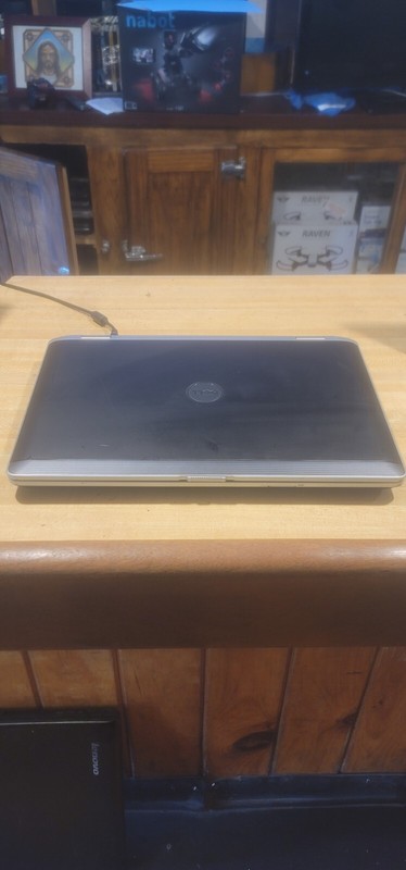 Dell Latitude E6530 • Core i5 2.6GHz • 8GB RAM • 450GB HDD • Win10 gallery