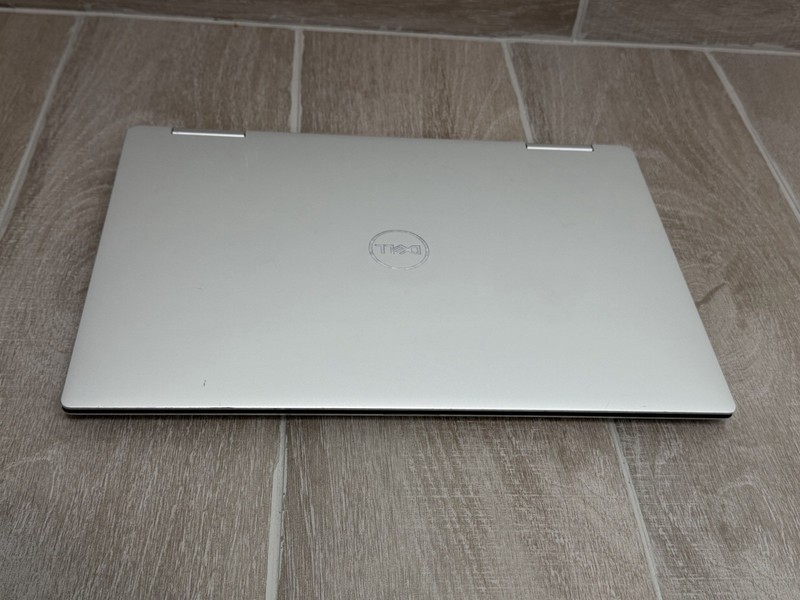 Dell XPS 13 9310 2-in-1 13" Touch Laptop Core i7-1165G7 16GB RAM 256GB NVMe SSD gallery