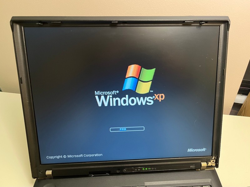 IBM Lenovo ThinkPad R60 Core Duo 3GB RAM 120GB SSD 15" 4:3 XGA XP | Screen Bezel gallery