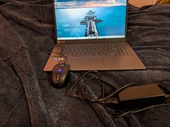 Acer Aspire 5 A515-57 i5 16GB RAM 512GB SSD Laptop + Power Adapter + USB Mouse