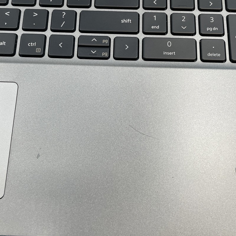 Dell Latitude 5540 | i5-1335U | 16GB RAM | 512GB SSD | NO OS | 68% BATTERY gallery