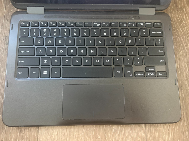 Dell Inspiron 3185 11.6" AMD A9-9420e Radeon R5 1.80GHz 4GB RAM 500GB HDD Win10 gallery