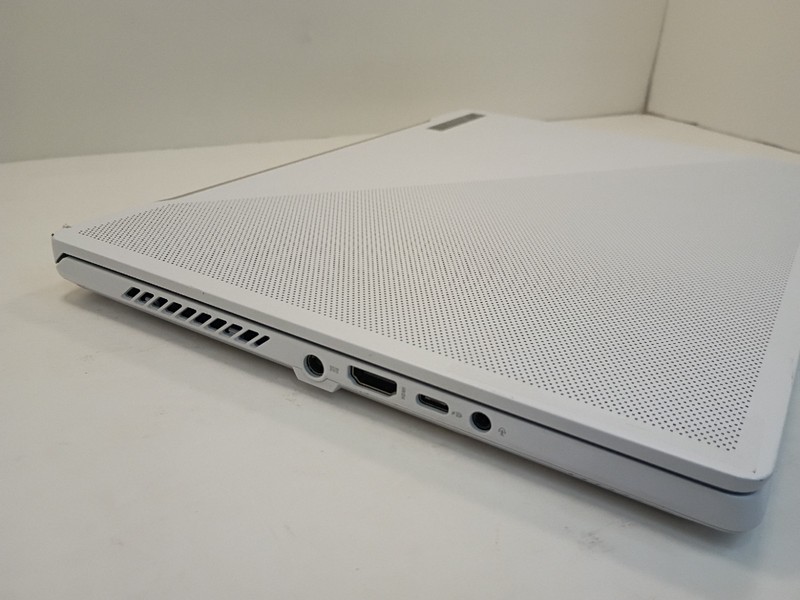 Asus ROG Zephyrus G14 GA402 14 165Hz QHD+ Ryzen 9 7940HS (FOR PARTS) READ DESCRI gallery