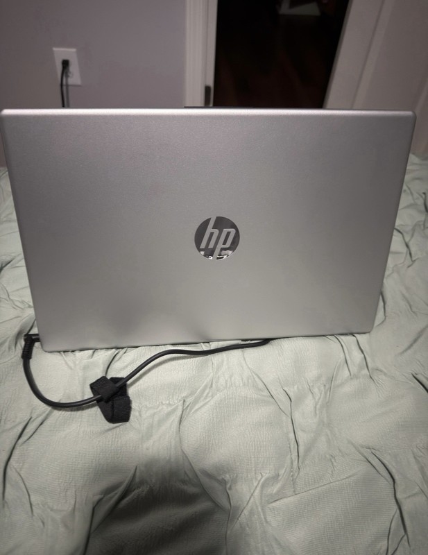 HP 15.6" Full HD Touchscreen Laptop Intel Core i7 16GB 512GB SSD 15-fd0127dx gallery