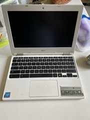 Acer Chromebook 11 CB3-131, Intel Cpu Laptop White 11.8″ Screen Aluminum Cover