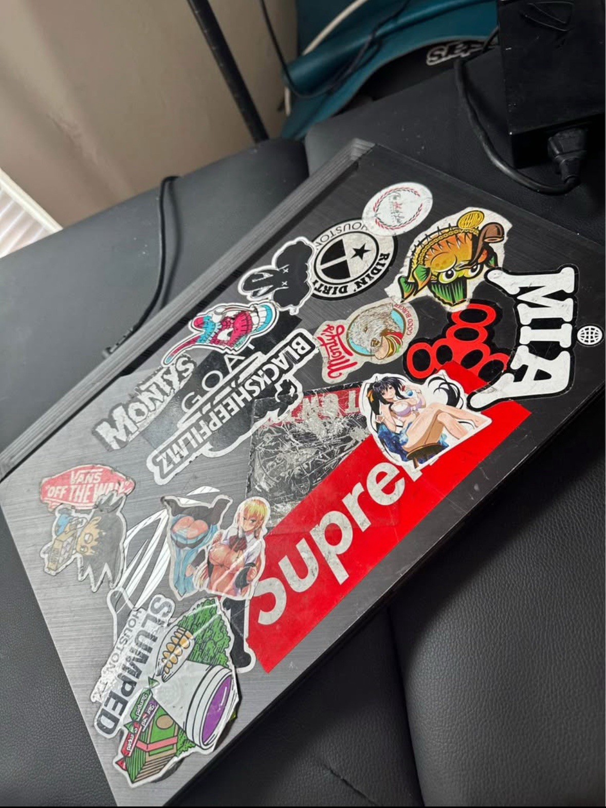 Asustek Gaming Laptop gallery