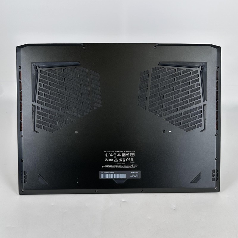 Gigabyte Aorus 17x AXF 17 240Hz 2K QHD 2.2 GHz i9-13980HX 32GB 1TB/1TB RTX 4080 gallery