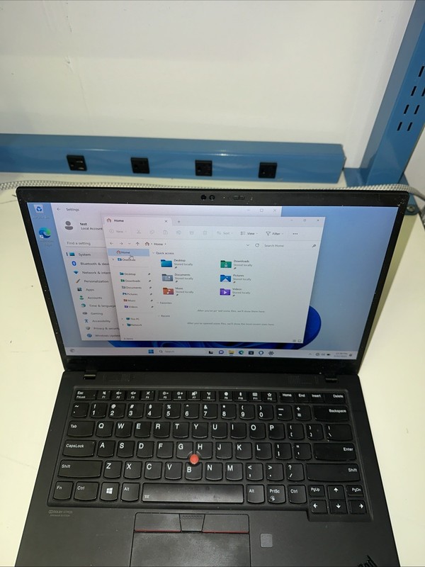 🚀 Lenovo ThinkPad X1 Carbon 7th Gen 14" i7-8665U 16GB RAM 512GB SSD gallery