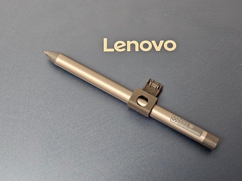 LENOVO IdeaPad 5 2-in-1 14AKP10, AMD Ryzen AI 7 350, 16 GB RAM, 1 TB NVMe SSD gallery