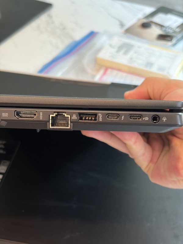 ASUS ROG Zephyrus G16 16" (512GB, 2TB EVO PRO) 13th Gen i7-13620H (2.40 GHz) gallery