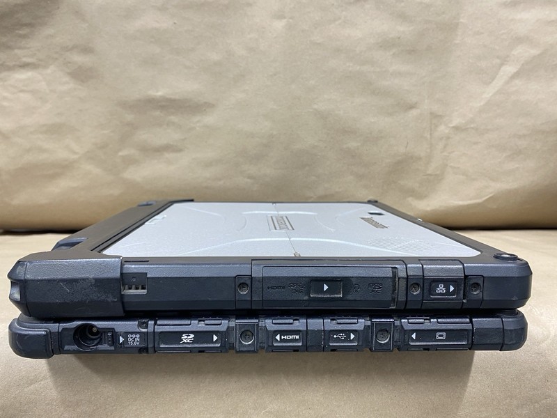 Panasonic CF-33 - 2160x1440 - i5-7300U - 8GB - 128GB SSD - Win 10 Pro - READ gallery