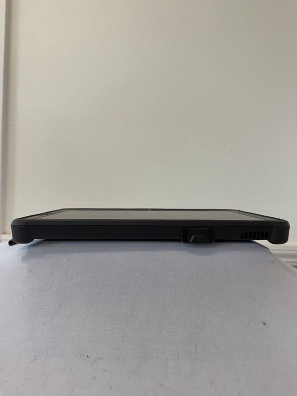 Getac F110 G3 Laptop - Yellowing Screen - Intel i7-6500U - RAM 8 GB - Read Des gallery