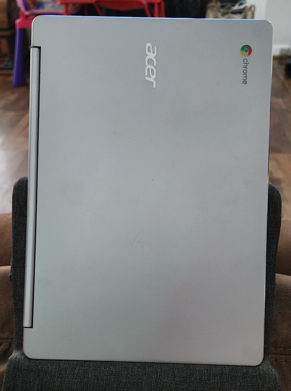 Acer Chromebook 15 N16Q10 15.6" MT8173 2.1GHz 4GB RAM 2GB SSD gallery