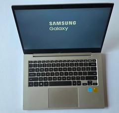 Silver Samsung Galaxy Book Go 14″ 256GB Verizon 5G Unlocked Win 11 LAPTOP ONLY