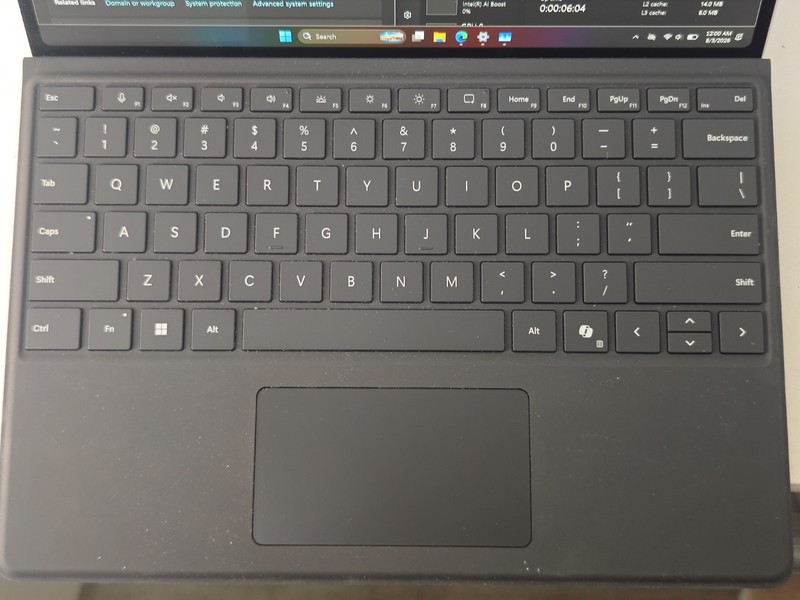 Microsoft Surface Pro 11 Core Ultra 5 236V 16GB 256GB Only 8 Cycles w/ Keyboard gallery