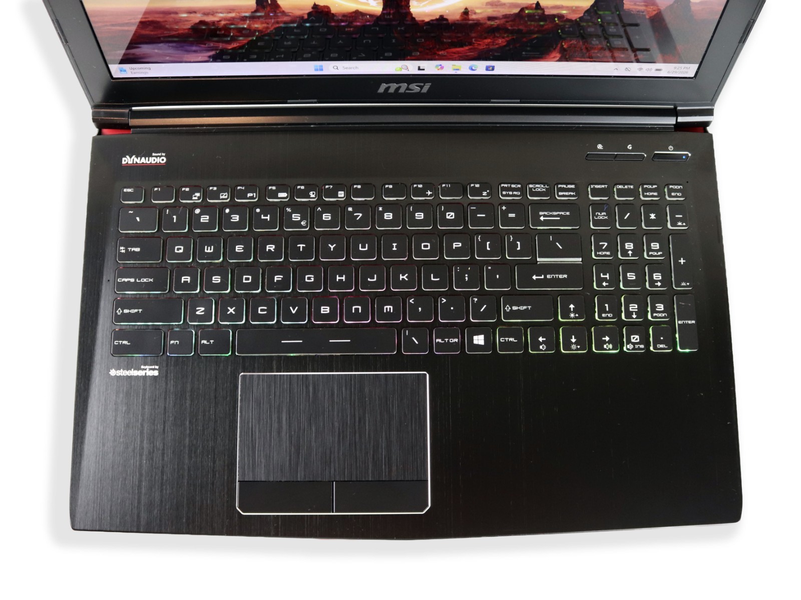 MSI 15.6" GE62 Intel Core i7-6700HQ 16GB DDR4 256GB SSD+1TB HDD NVIDIA GTX 960M gallery