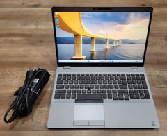 Dell Precision 3551 15″ FHD i7-10850H 256GB 16GB NVIDIA Quadro W11P+NEW BATTERY