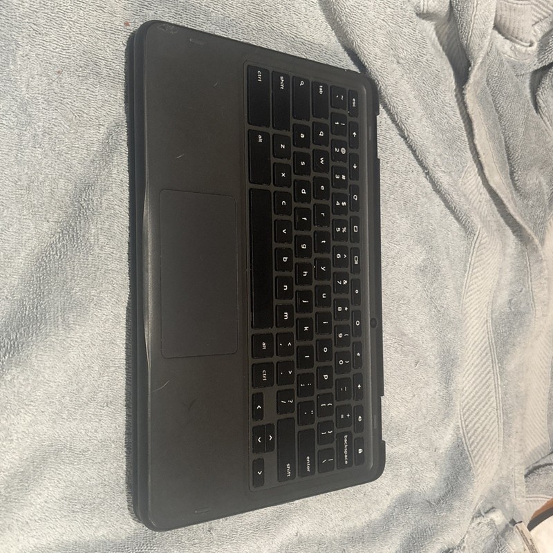 Dell Chromebook 5190 2-in-1 11.6” Touchscreen Laptop 4GB RAM 32GB SSD read gallery