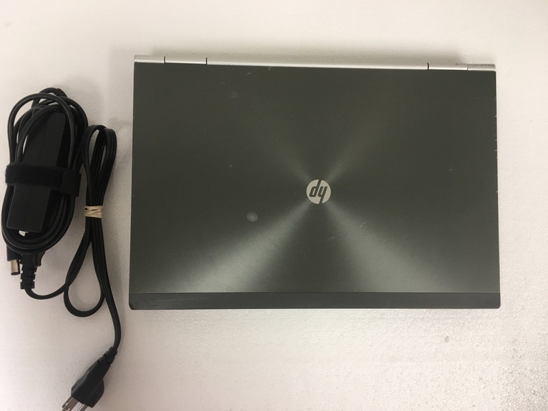 HP 8460w Workstation 14.0" i7-2620QM CPU 8gb RAM SSD 256 GB drive gallery