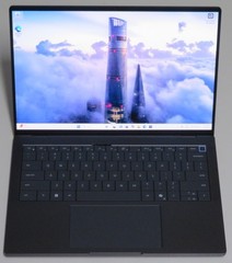 Dell Pro Precision 7 14″OLED Intel Core Ultra 9 386H 64GB RAM 2TB SSD RTX 2000