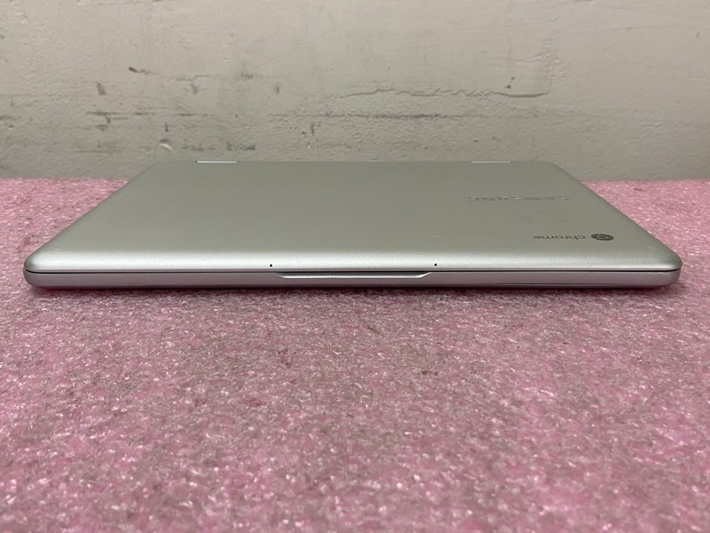 Samsung Chromebook Plus XE520QAB 12.2" m3-7Y30 4GB RAM 64GB SSD w/PA | LP512 gallery