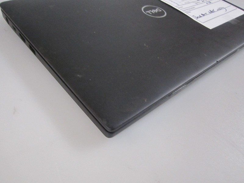 Dell Latitude 7390 i5-8350U 1.70Ghz 16GB 240M2SSD Laptop NO OS w/AC READ gallery