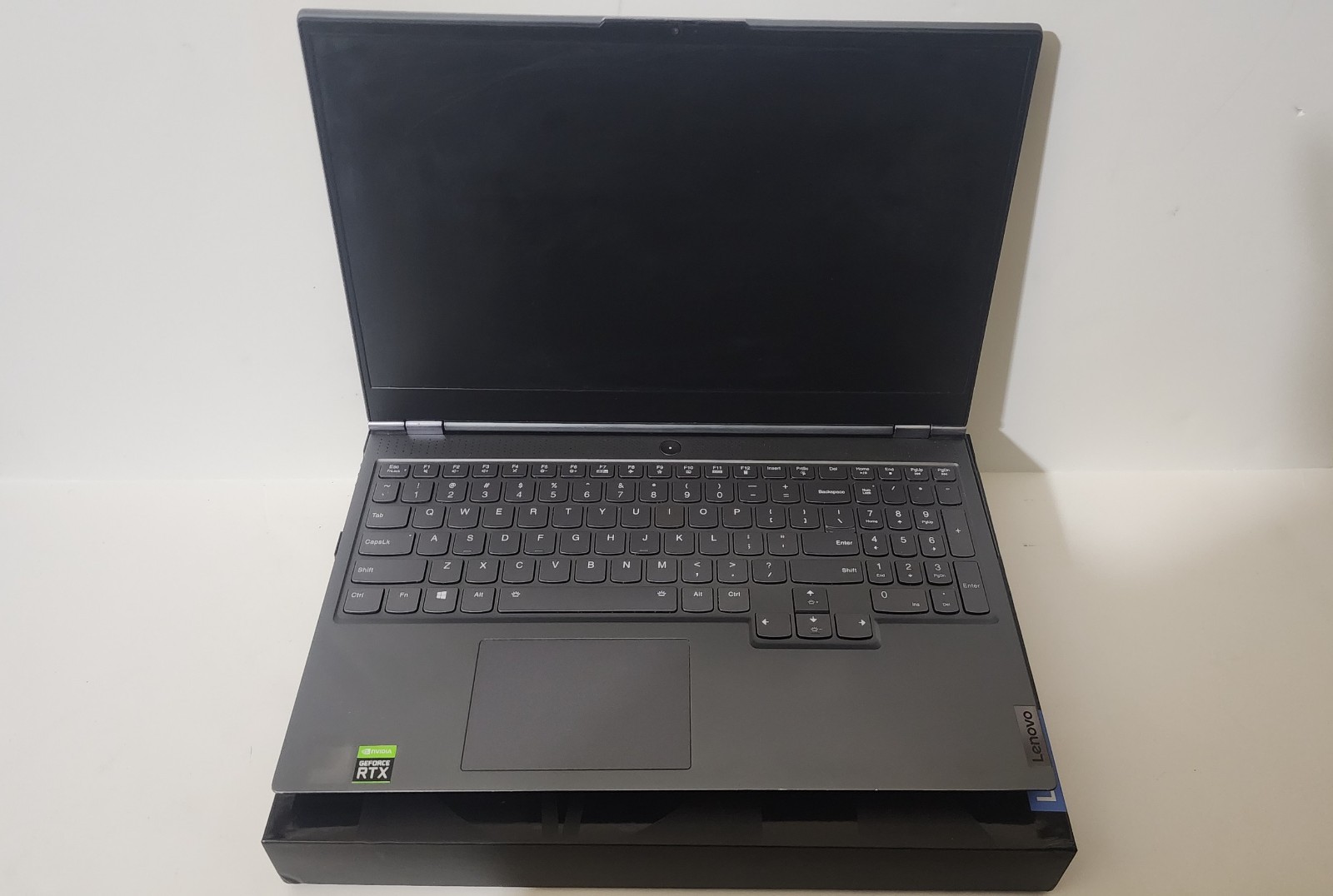 Lenovo Legion 7 15IMH05 RTX 2060 1TB gallery