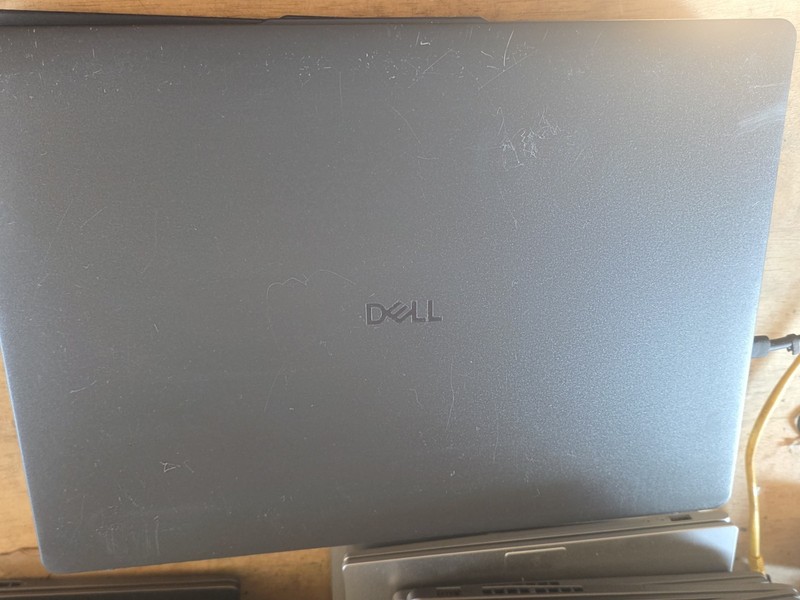 Dell Dc16250 16" Touch Intel® Core™ 7-150U, 10 cores 1 TB SSD 16 GB DDR5 Good B gallery