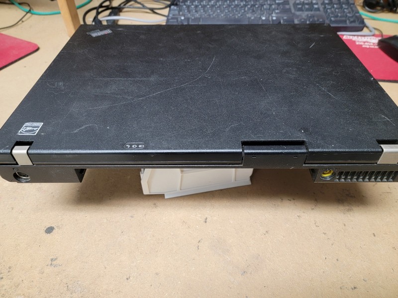 Lenovo R61 LAPTOP - INTEL CORE 2 DUO - 1GB RAM - PARTS ONLY - SEE DESCRIPTION gallery