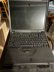 IBM ThinkPad 390E 14in Black Laptop Pentium II 300MHz 32MB 4GB TrackPoint