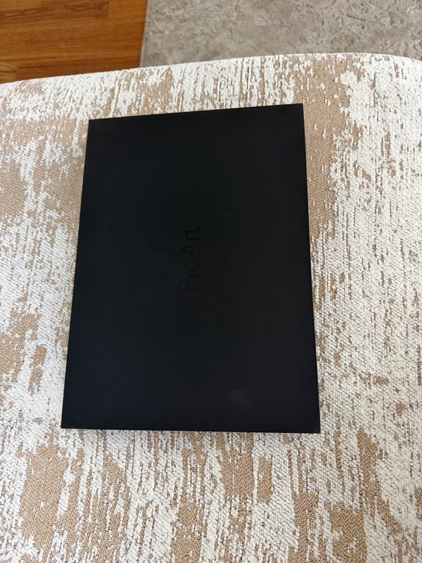 ASUS ProArt PX13 13.3” 3K OLED Touch Ryzen AI 9 HX 370 RTX 4060 32GB 1TB gallery