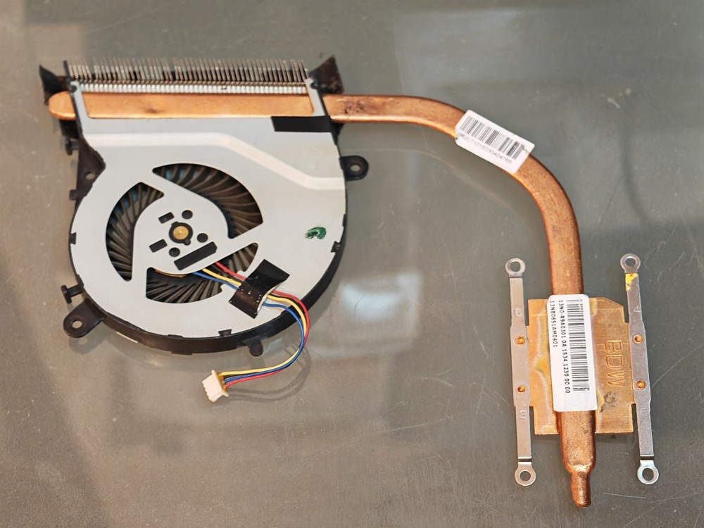 ASUS R556L X555L F555L X554L R557 HEATSINK FAN 13N0-R9A0301 13NB0651AM040