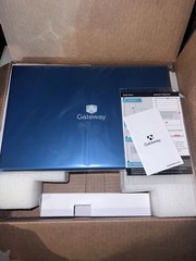 The 15.6″ Ultra Slim Notebook from Gateway is the ultimate portable notebook tha