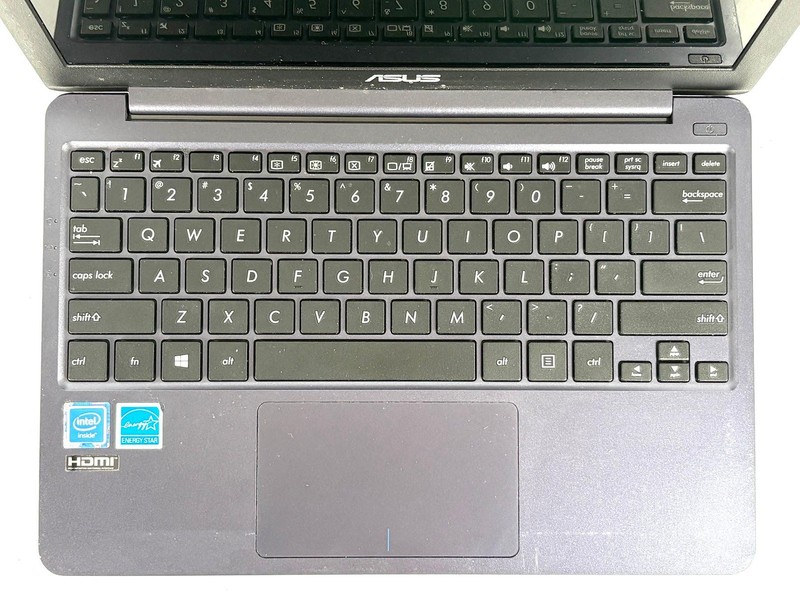 Asus Notebook PC L203N - 11.6" HD, 1.1GHz Celeron, 4GB RAM, 60GB eMMC gallery