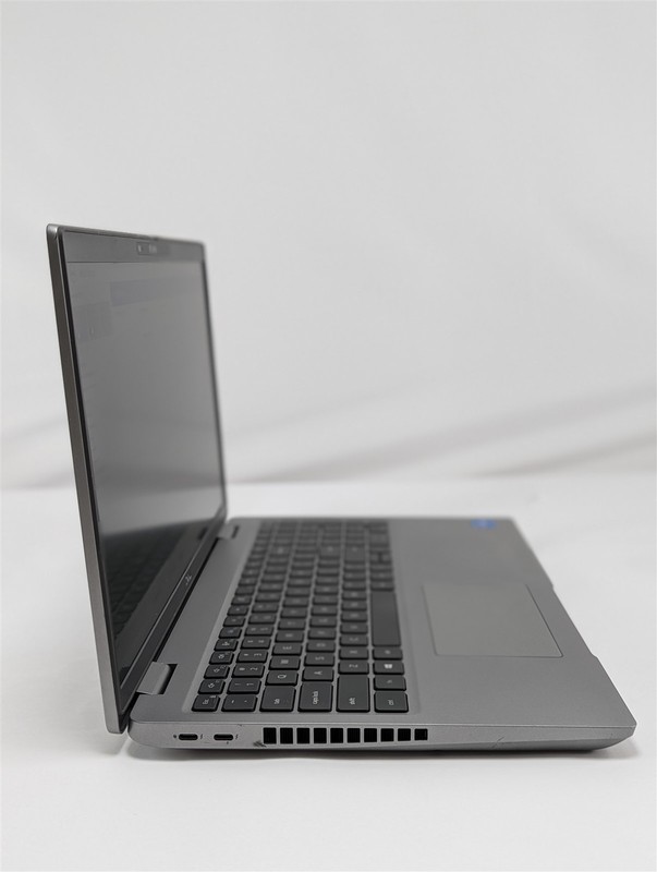Dell Precision 3561 2021 15.6” i5 11400H 2.7GHz 8GB 256GB SSD T600 gallery