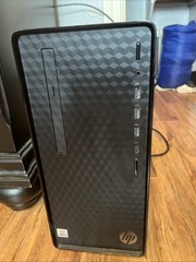 Very Good Condition Pc And Monitor 2 In 1 Bundle 8 USB Ports HDMI And VGA