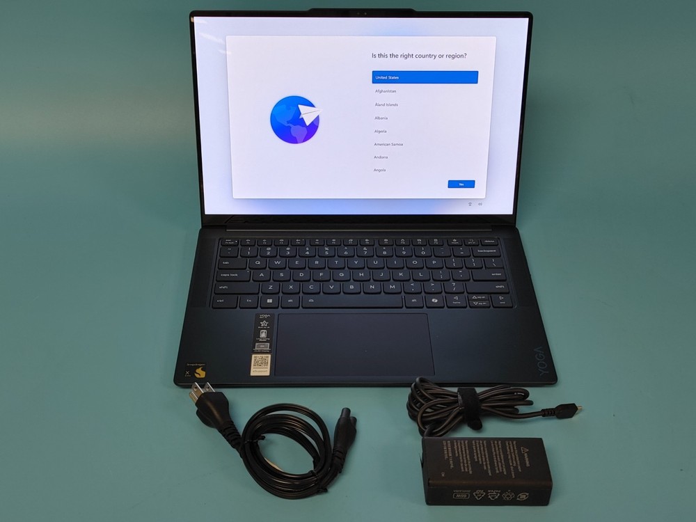 Lenovo Yoga Slim 7 14Q8X9 Snapdragon X Elite X1E-78-100 3.42 16GB LPDDR5 512GB