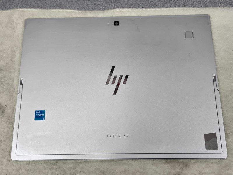HP Elite X2 G8 Tablet 13" FHD Core i3-1125G4 2.0GHz 8GB RAM 128GB SSD Silver gallery